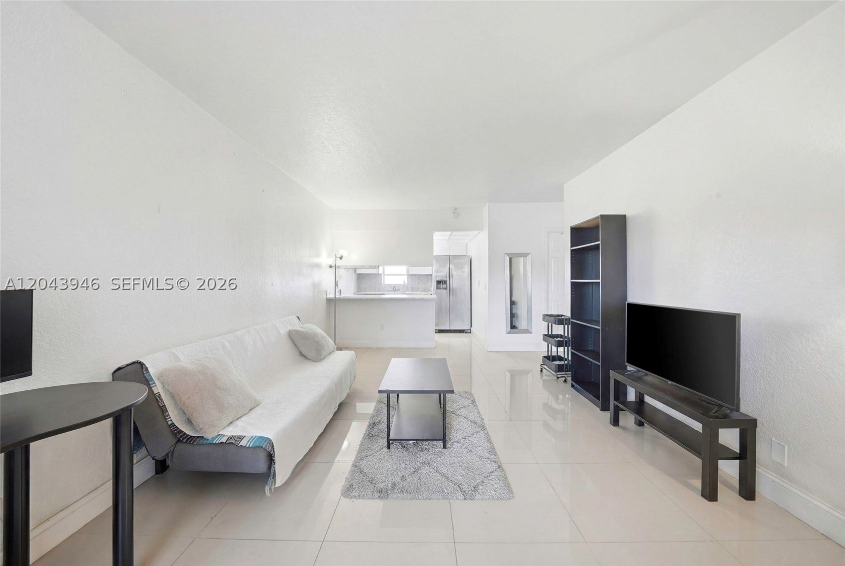 1100 NE 9th Ave 105