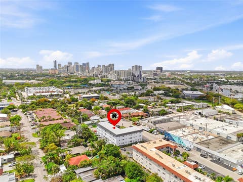 Tiny photo for 1100 NE 9th Ave #105, Fort Lauderdale, FL 33304 (MLS # A12043946)