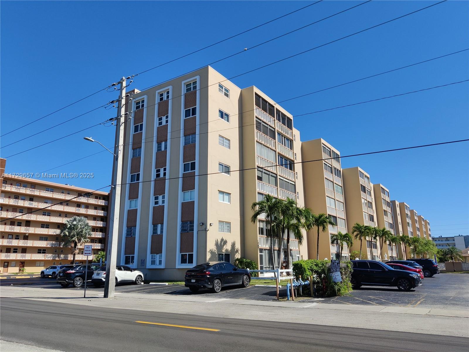 MEADOWBROOK CONDO APTS BL - Residential