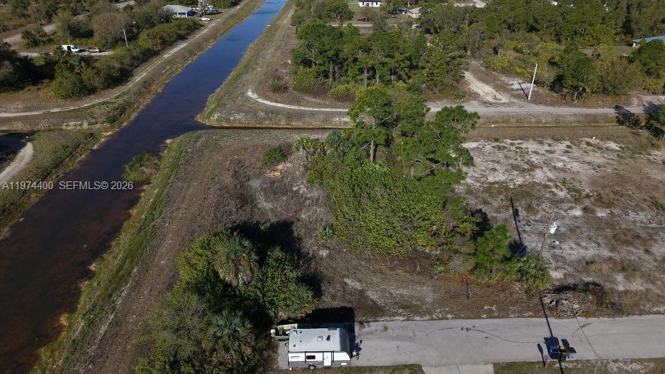 Lee County Unincorporated - Land