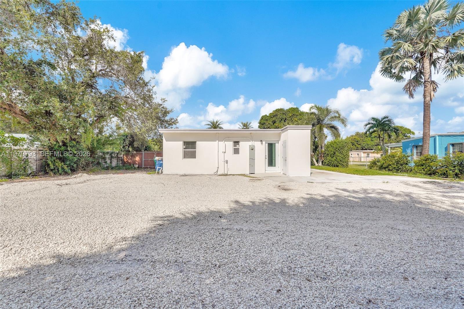 BUNCHE PARK - Residential