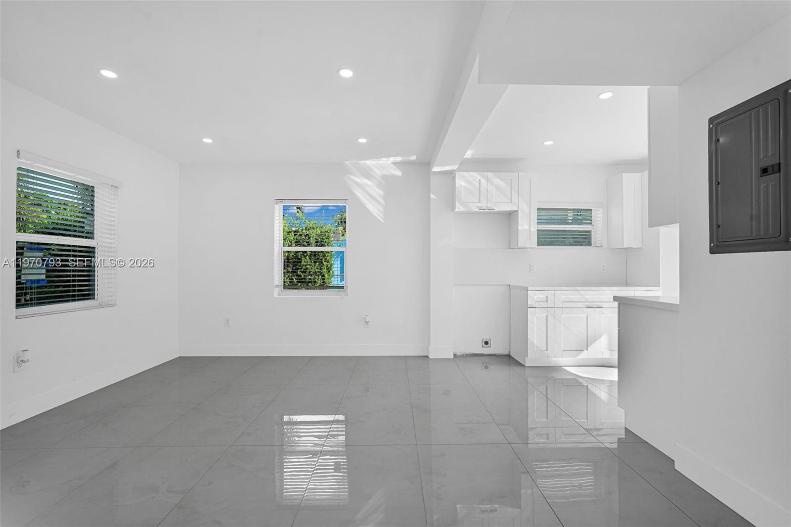 BUNCHE PARK - Residential