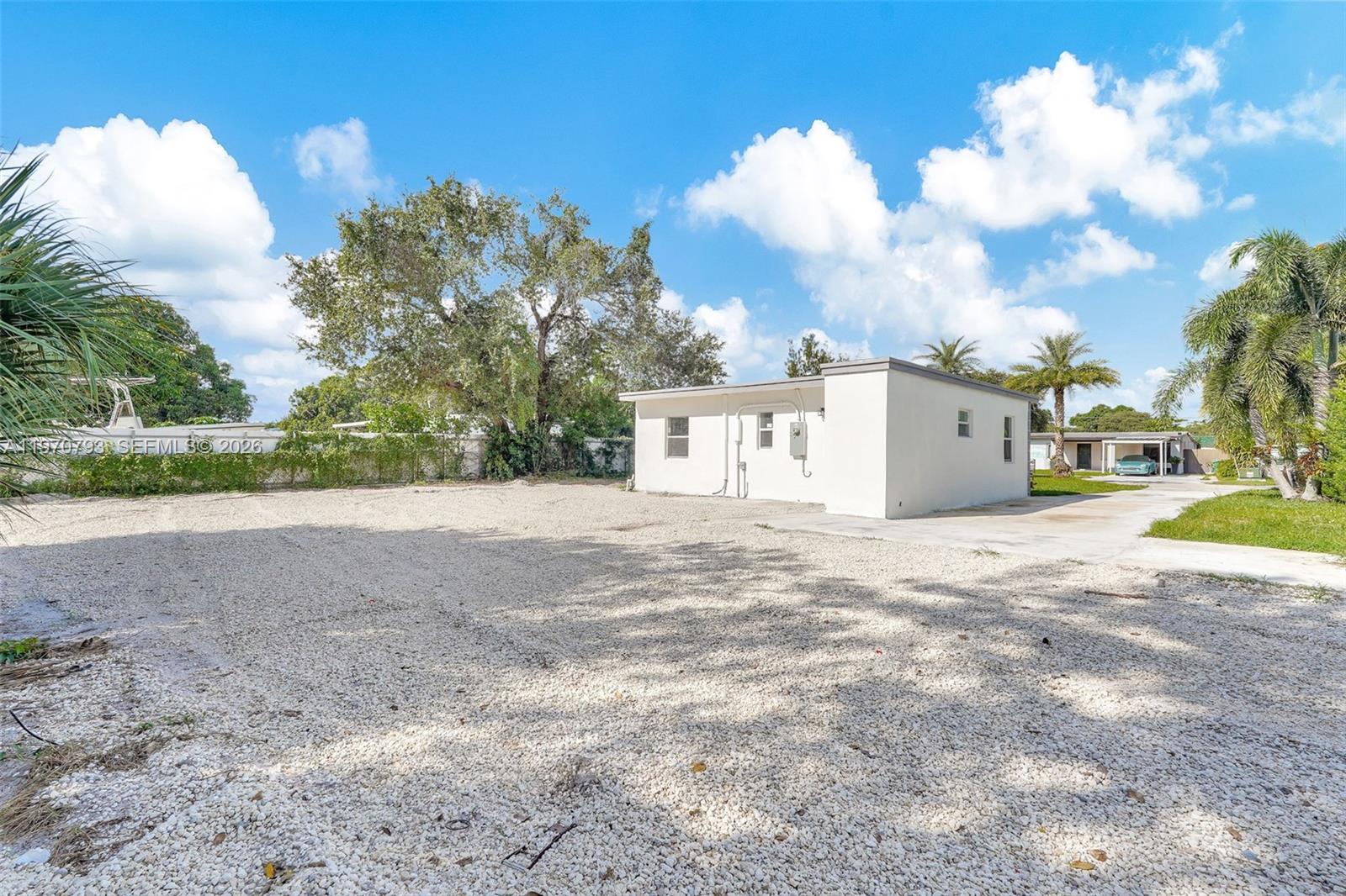 BUNCHE PARK - Residential