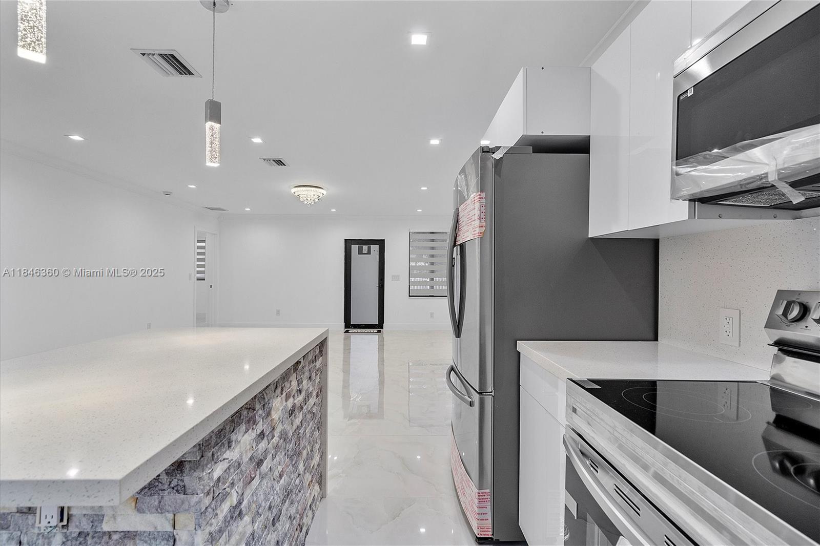 LOGAN CREST REV PL - Residential