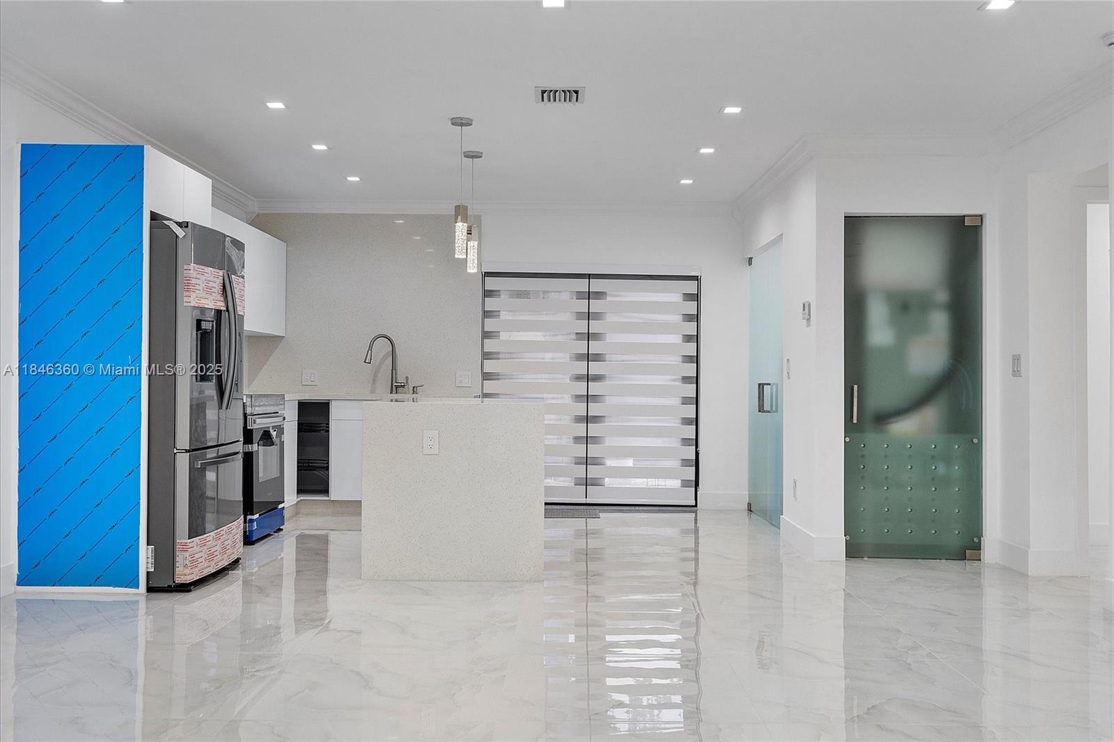 LOGAN CREST REV PL - Residential