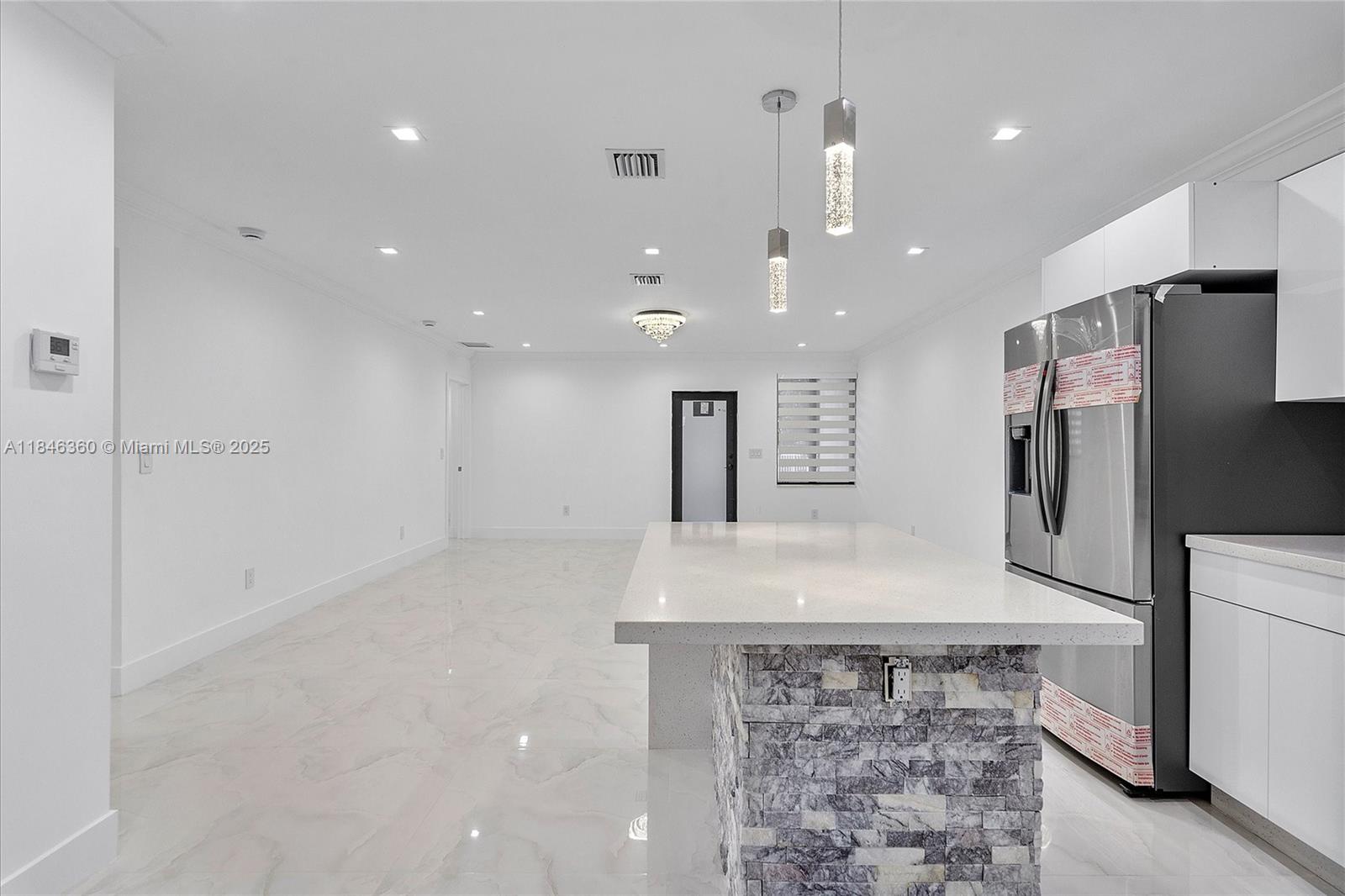 LOGAN CREST REV PL - Residential