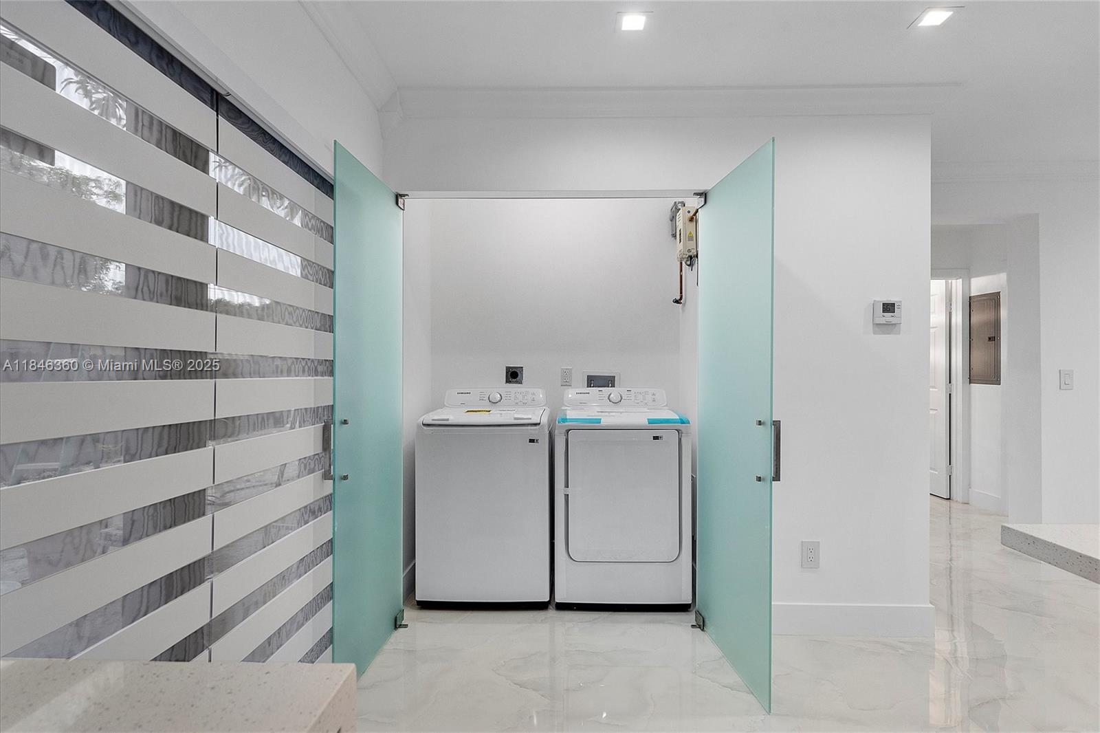 LOGAN CREST REV PL - Residential