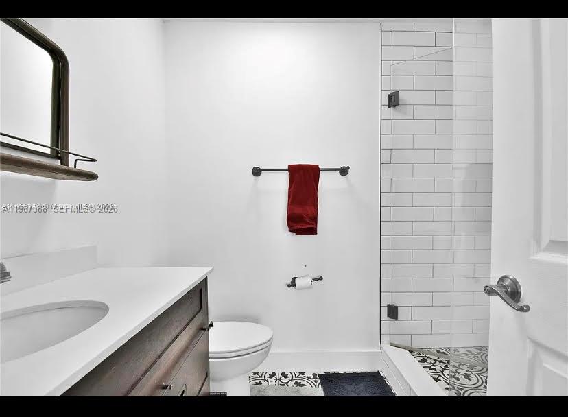 MONTEREY AT MALIBU BAY CO - Residential Lease