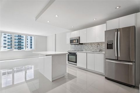 2301 Collins Ave 912 Miami Beach FL 33139