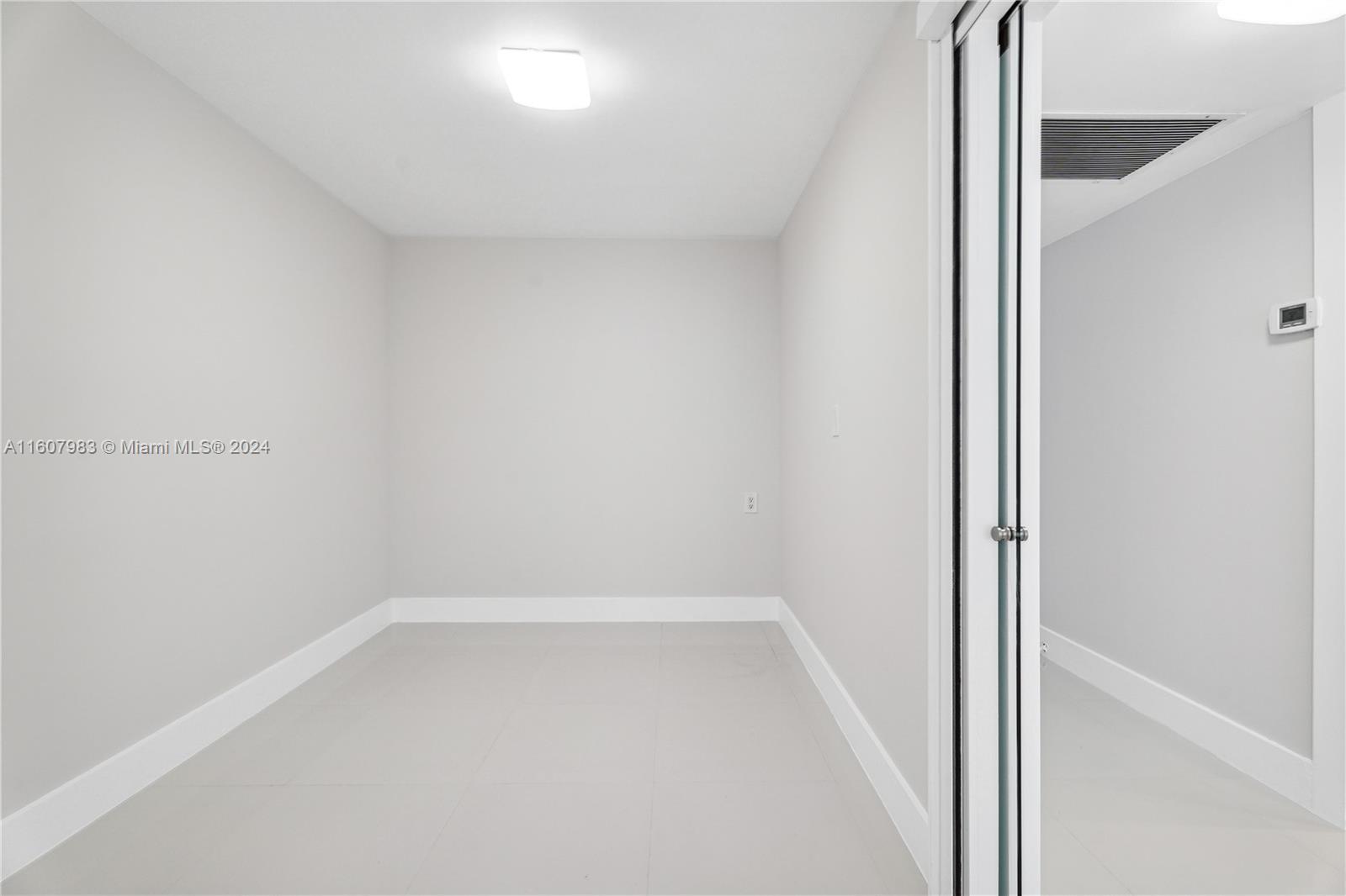RONEY PALACE CONDO - Residential