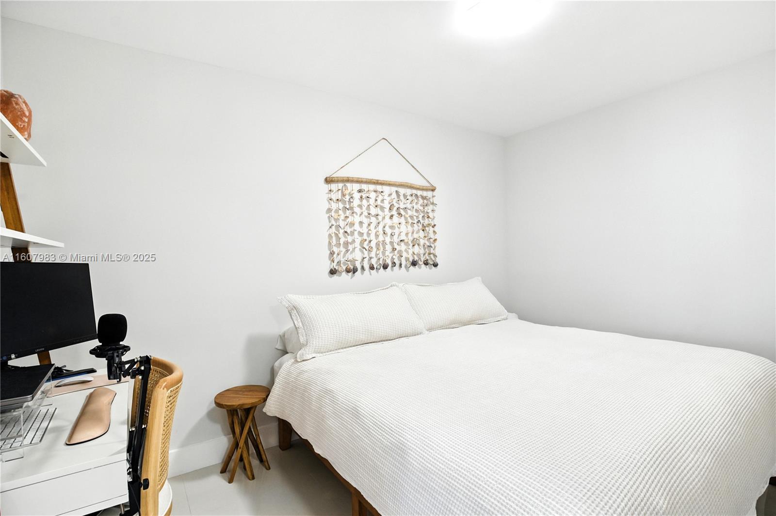 RONEY PALACE CONDO - Residential