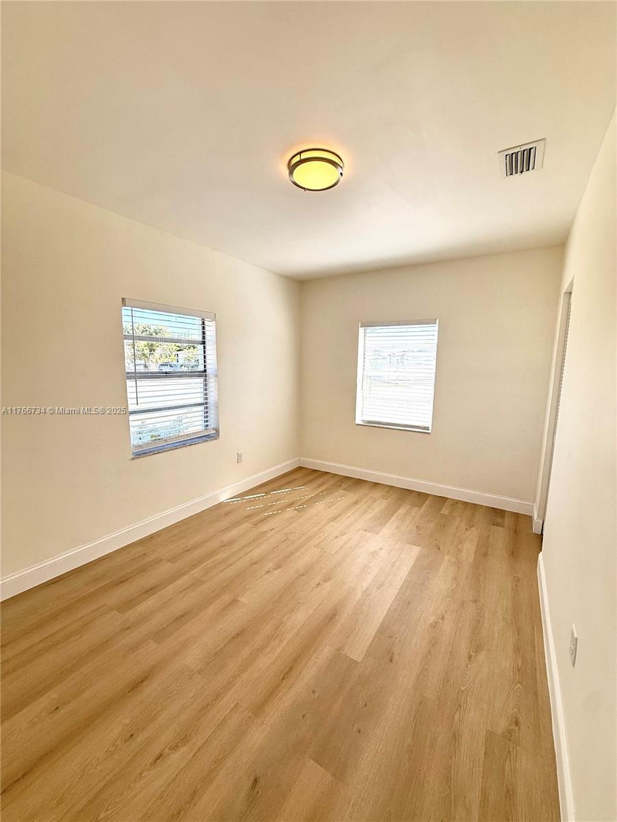 RICHMOND HEIGHTS - Residential