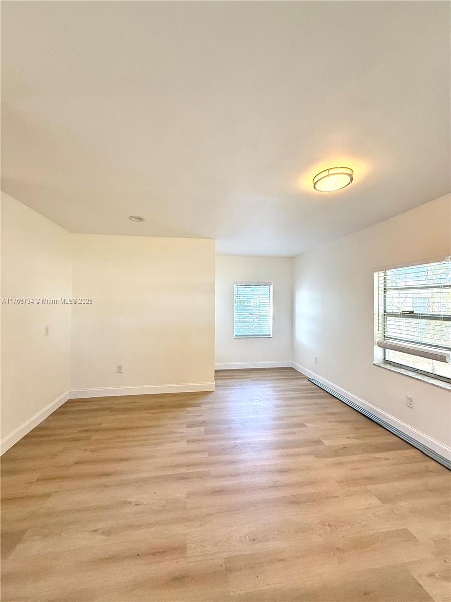 RICHMOND HEIGHTS - Residential