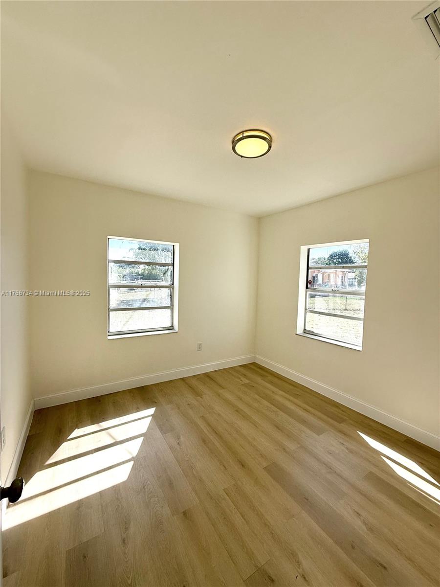 RICHMOND HEIGHTS - Residential