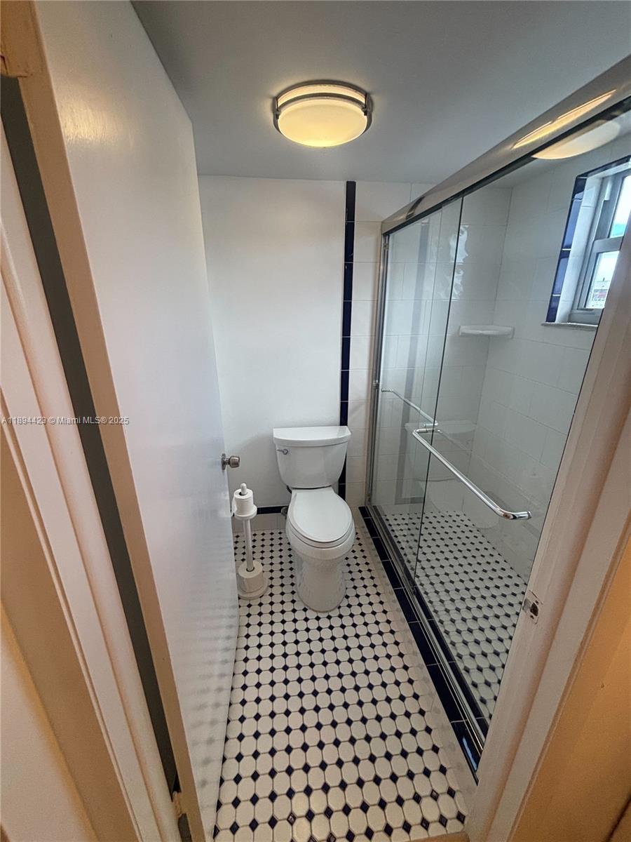 COLLINS VISTA CONDO - Residential Lease
