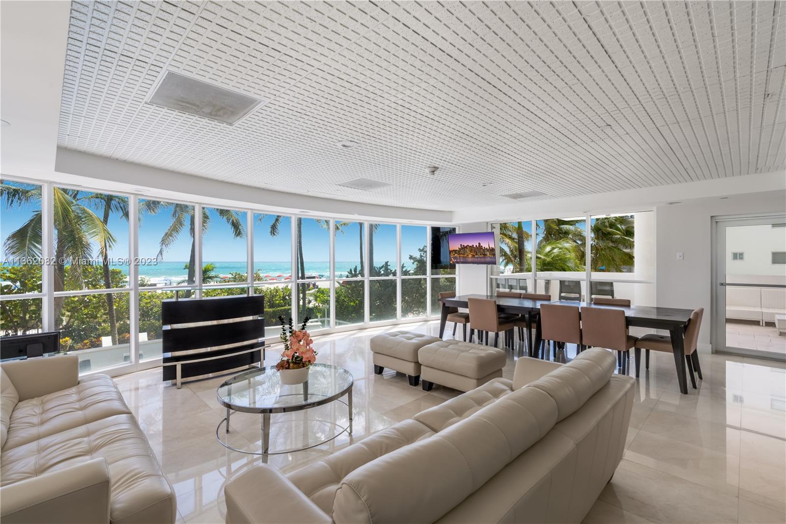 LA TOUR CONDO - Residential