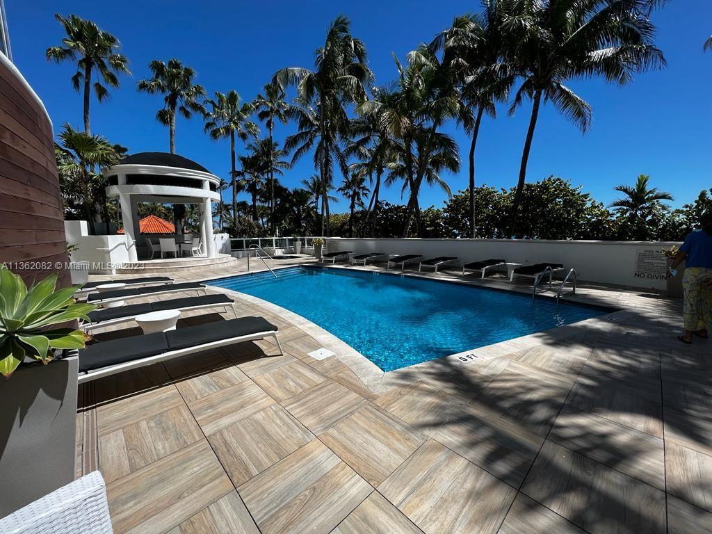 LA TOUR CONDO - Residential