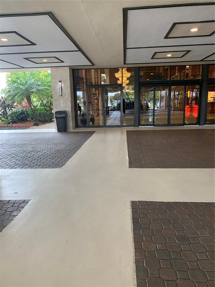 NEW HAMPTON AT CENTURY VI - Residential