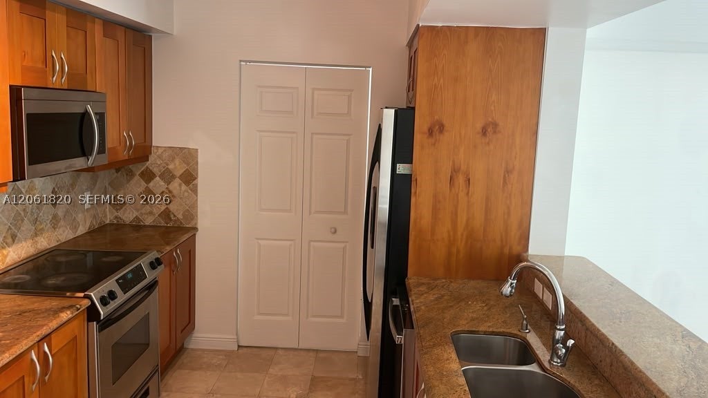 1755 E Hallandale Beach Blvd 1605E