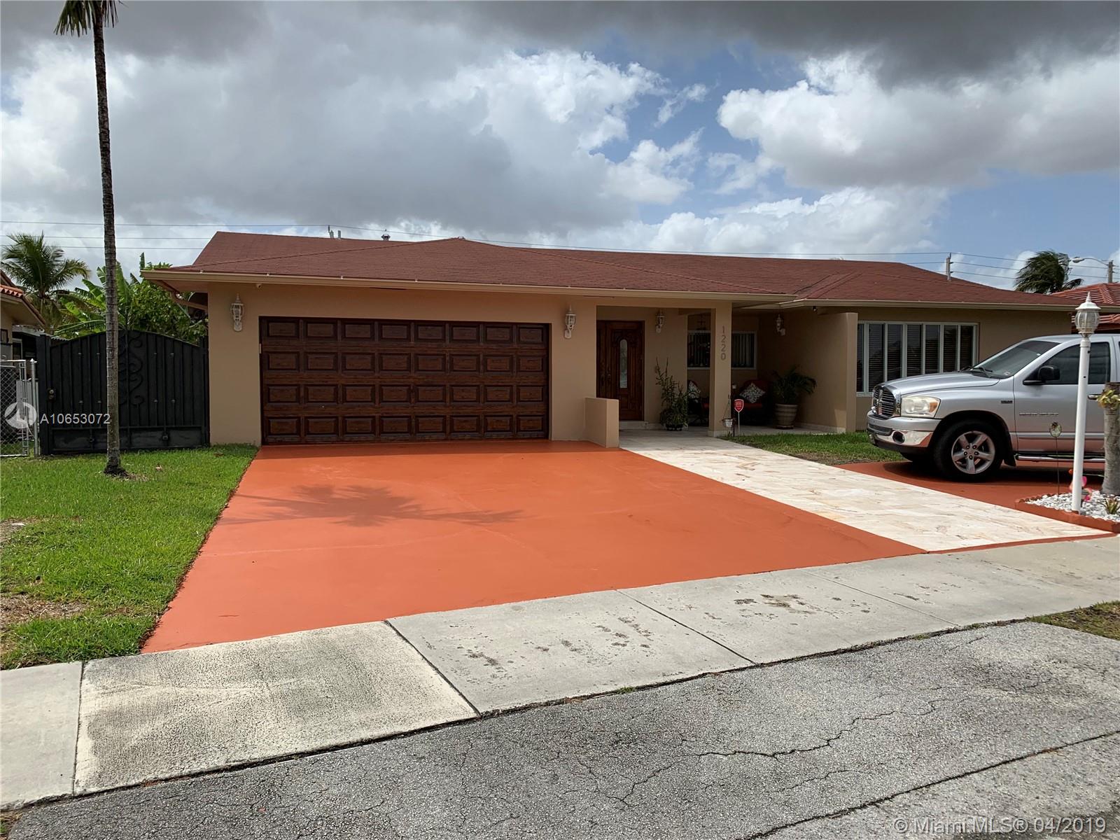 INTERNATIONAL GARDENS SEC - Residential