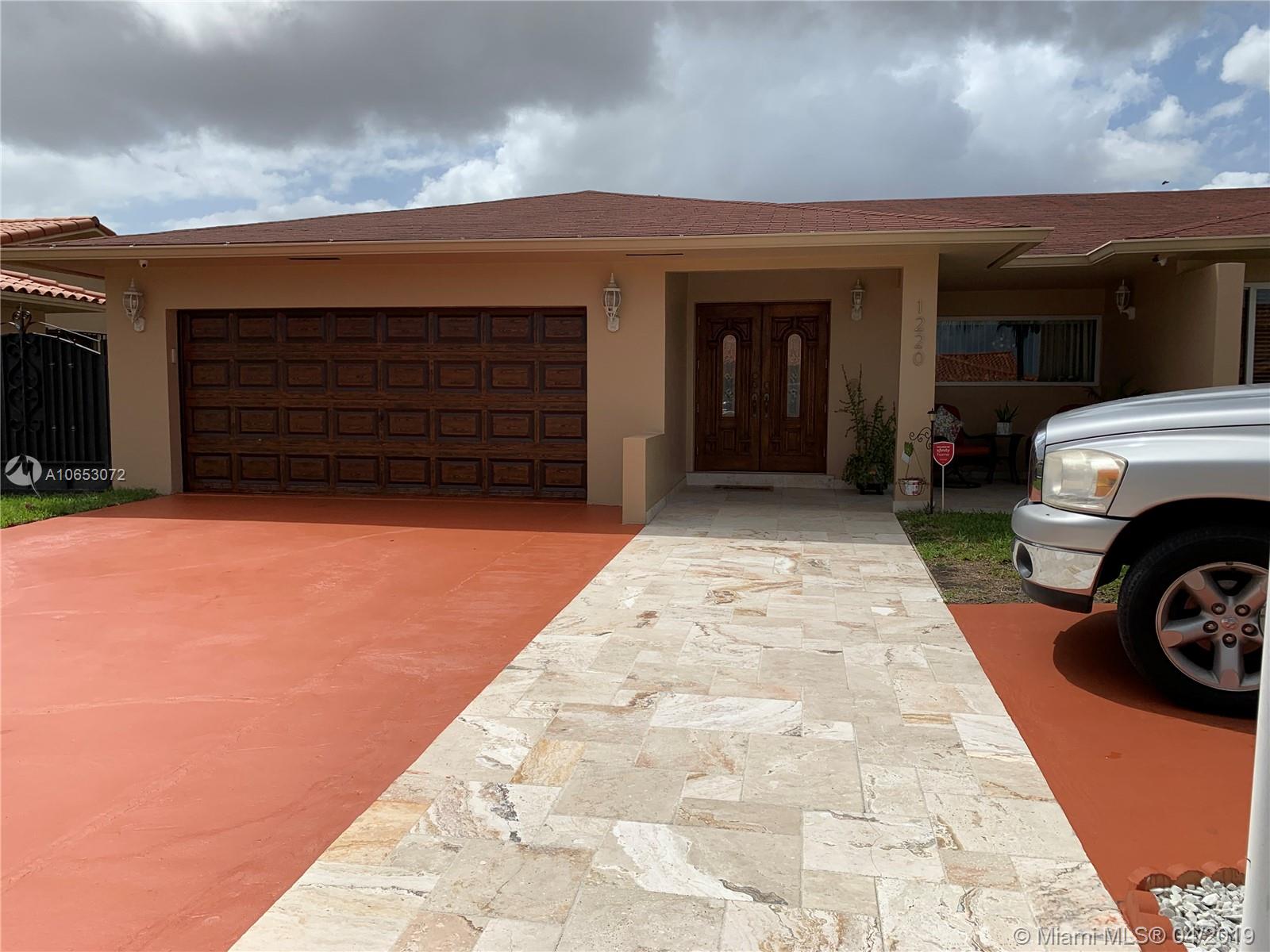 INTERNATIONAL GARDENS SEC - Residential