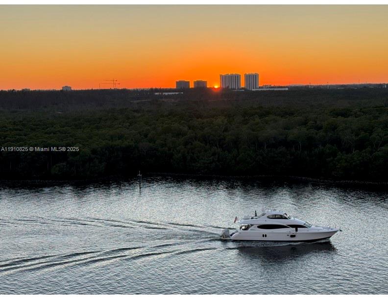 COASTAL TOWERS CONDO - Residential Lease