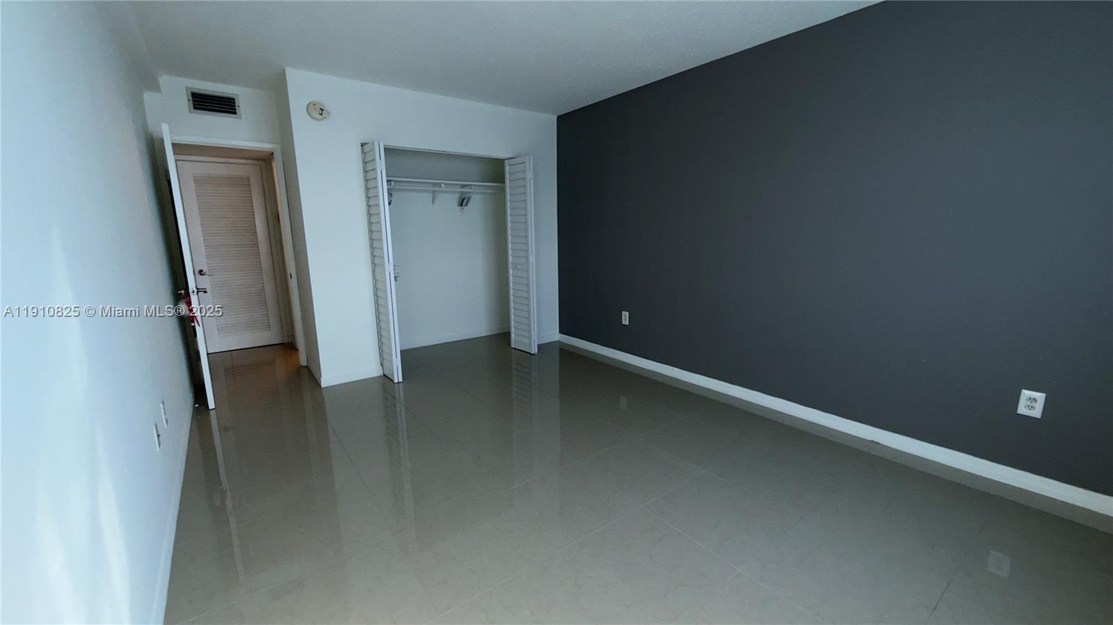 COASTAL TOWERS CONDO - Residential Lease