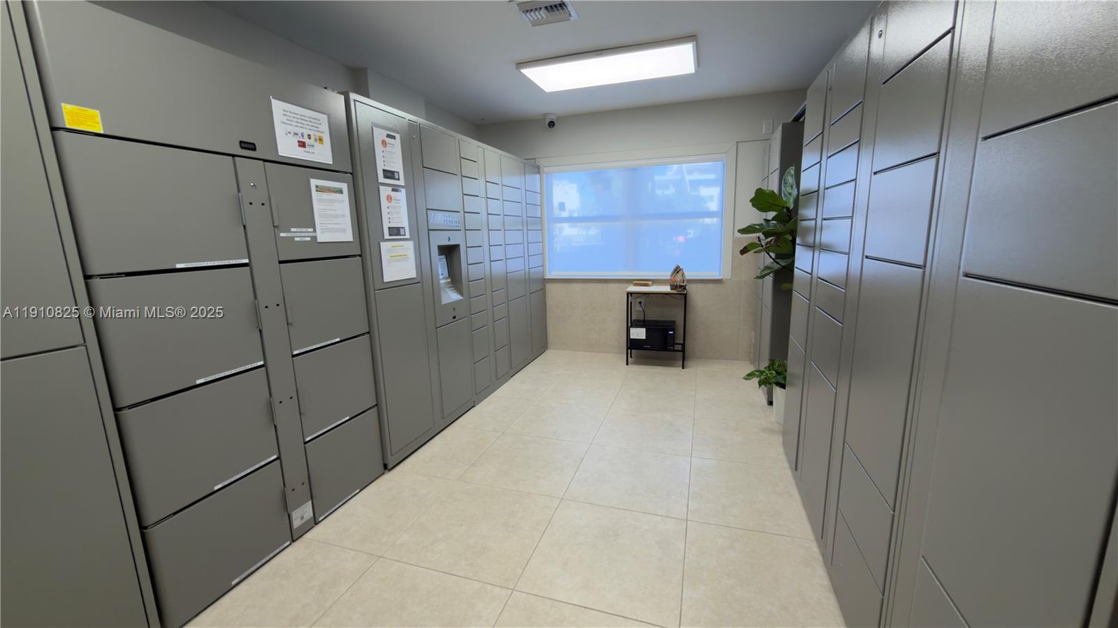 COASTAL TOWERS CONDO - Residential Lease