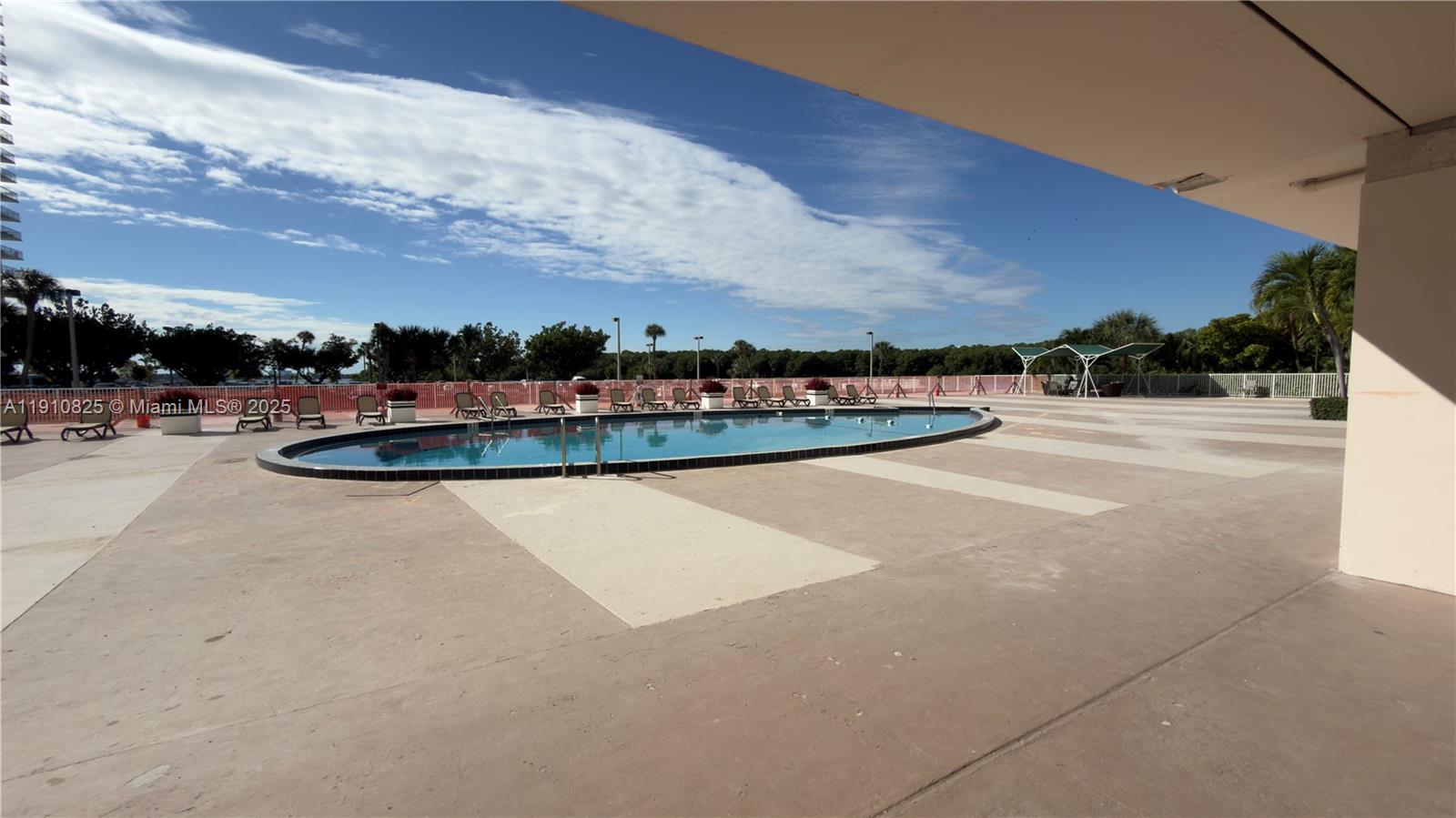 COASTAL TOWERS CONDO - Residential Lease