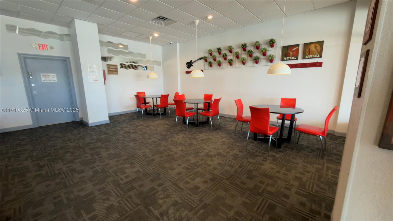 COASTAL TOWERS CONDO - Residential Lease