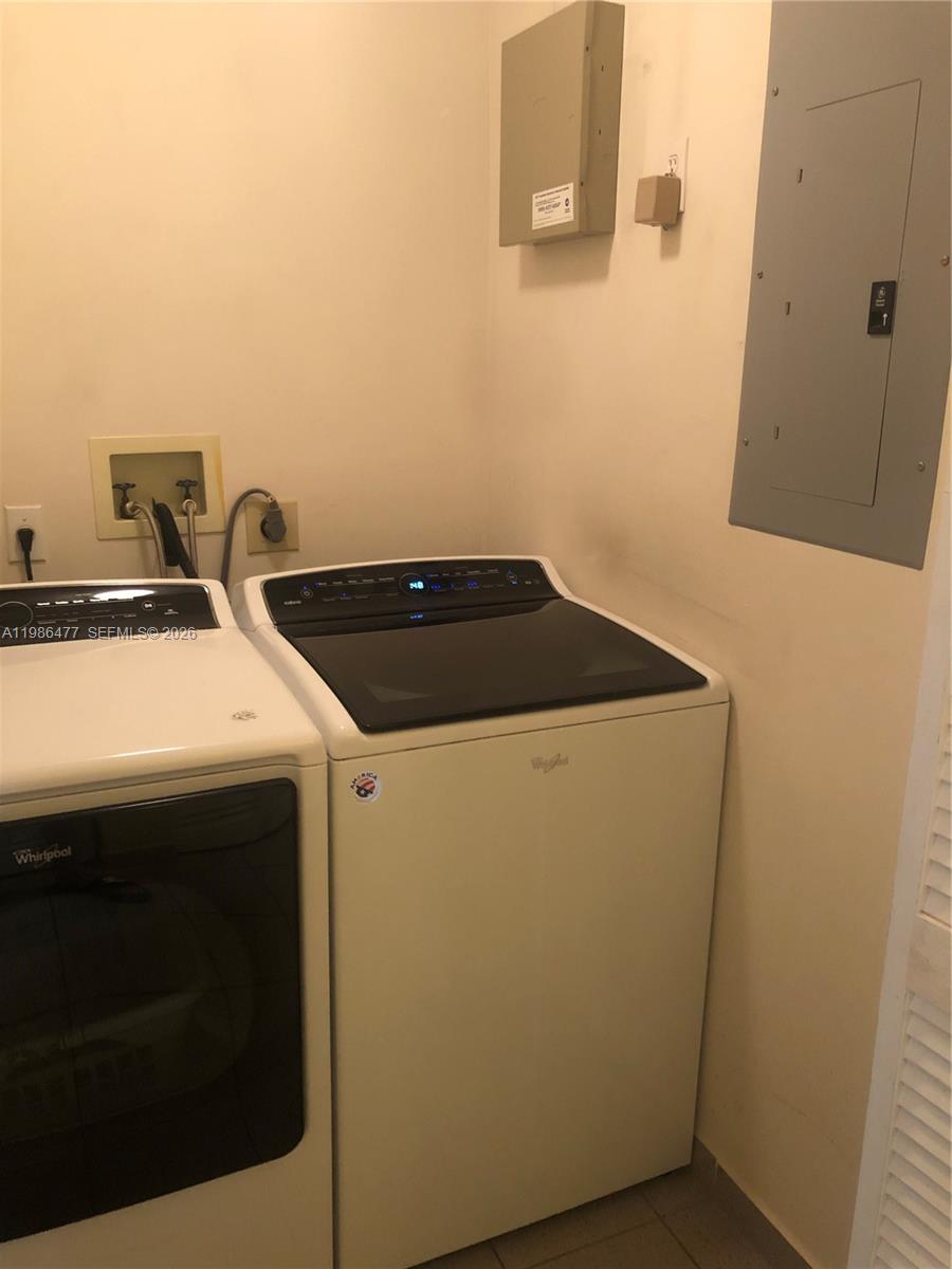 ESSEX VILLAGE - Residential