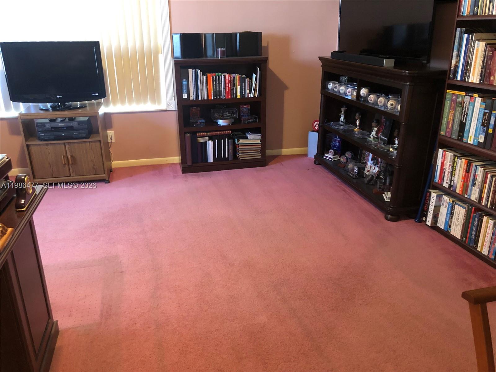 ESSEX VILLAGE - Residential