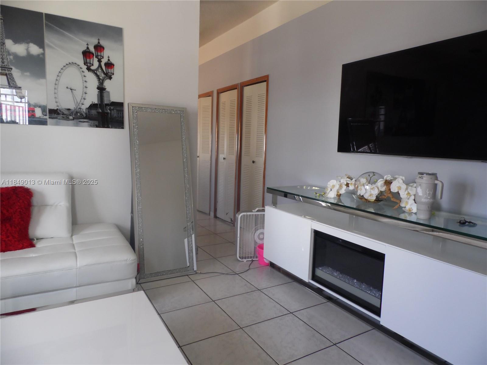 SAN GERMAN SU8 - Residential