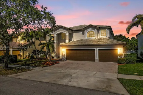 MLS: A11731830