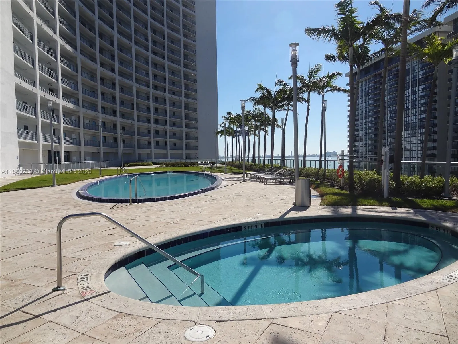Miami, Florida 33137, United States, 1 Bedroom Bedrooms, ,2 BathroomsBathrooms,Residential,Active,212929