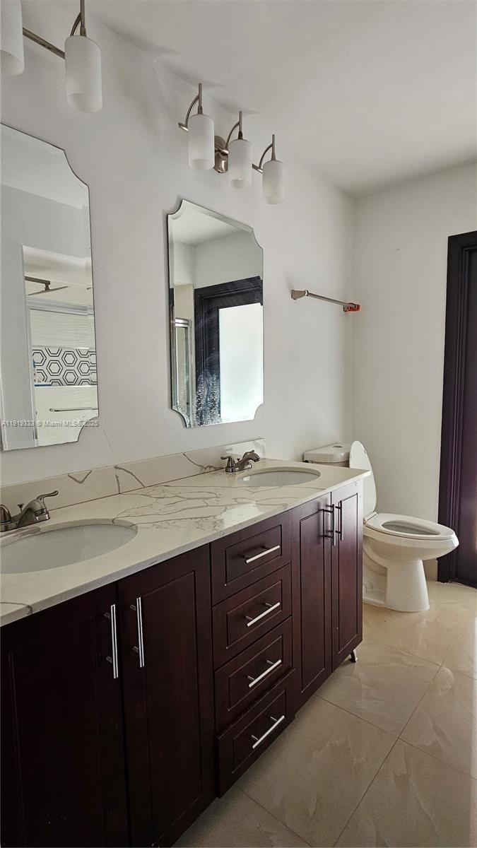 ARROWHEAD GOLF & TENNIS C - Residential Lease