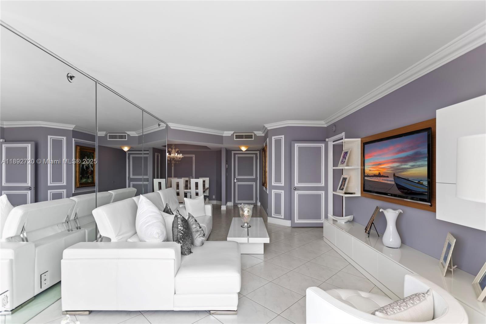 HARBOR TWS AT THE WATERWA - Residential