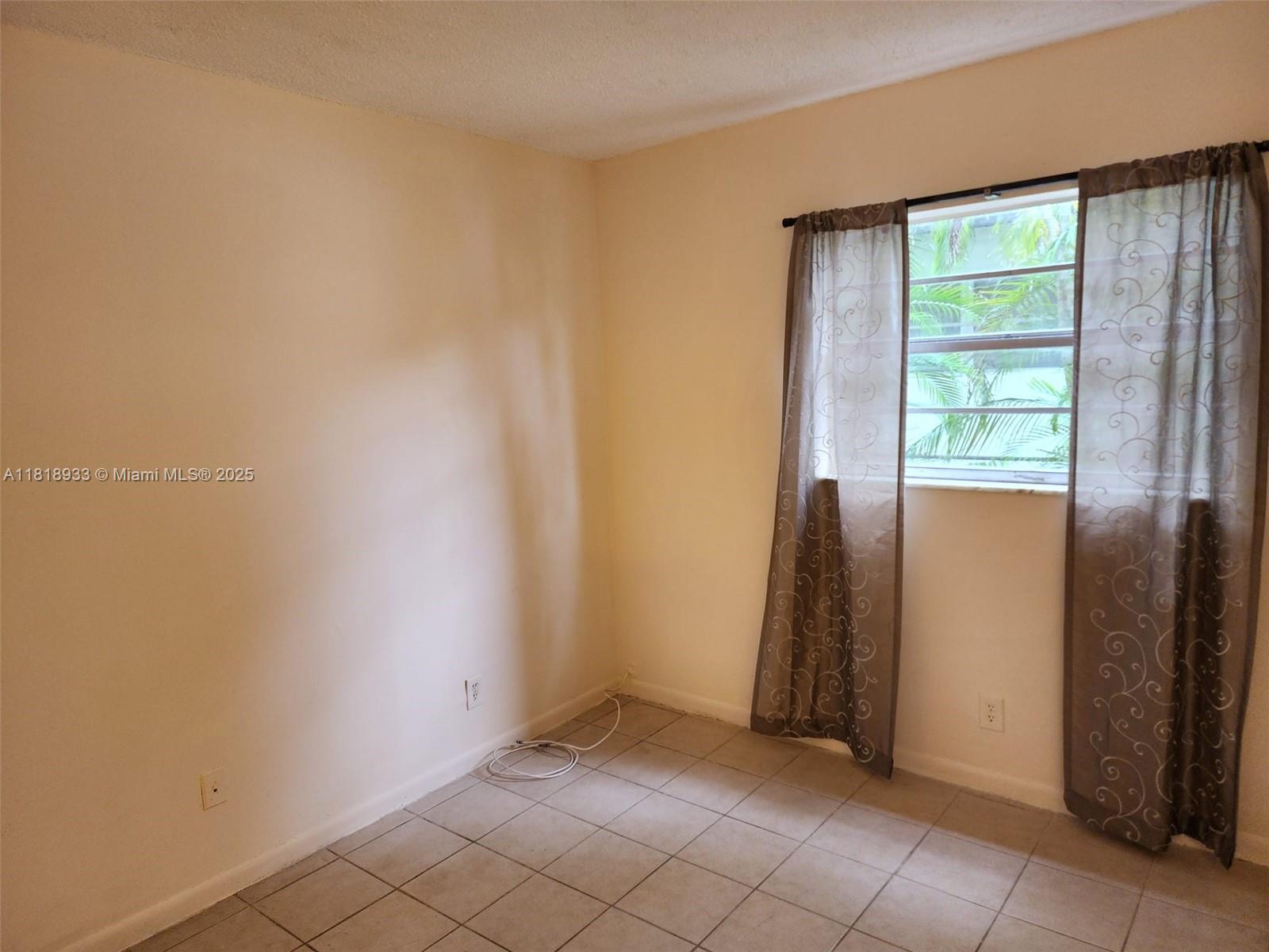 OCEAN DRIVE ESTATES CONDO - Residential