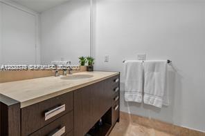 TRUMP ROYALE CONDO - Residential