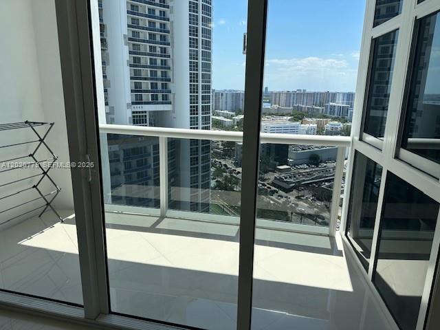 TRUMP ROYALE CONDO - Residential