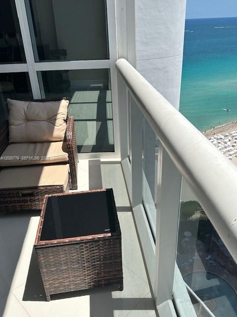 TRUMP ROYALE CONDO - Residential