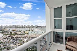 TRUMP ROYALE CONDO - Residential