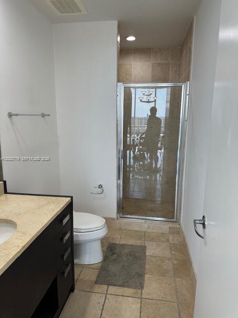 TRUMP ROYALE CONDO - Residential