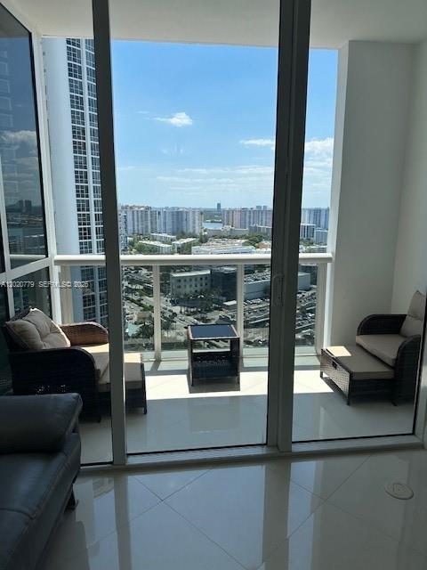 TRUMP ROYALE CONDO - Residential