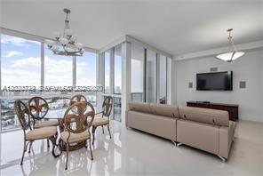 TRUMP ROYALE CONDO - Residential