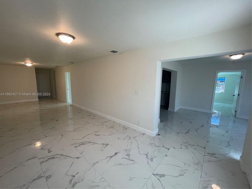Fully remodeled single family home ideal for first time homebuyer or investor. This home is a 5 Bed, 3 Bath which can easily be divided to operate as a primary residence 3/2 and in law quarters 2/1 both with kitchen, washer, dryer and separate A/C unit for optimum privacy. 

Property is currently tenant occupied at $4,600/mo. Plenty of parking space to fit cars plus RV or boat, even both. This is a great opportunity for investment or family to purchase. Contact listing agent to quickly arrange showing.