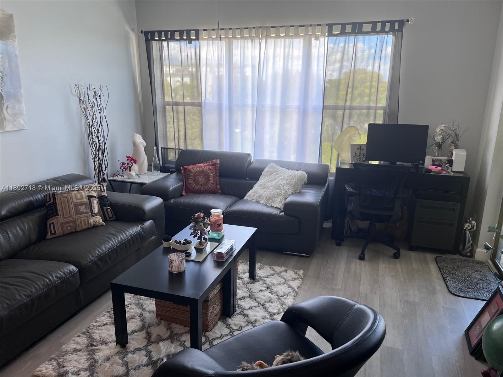 CYPRESS BEND I-A CONDO - Residential
