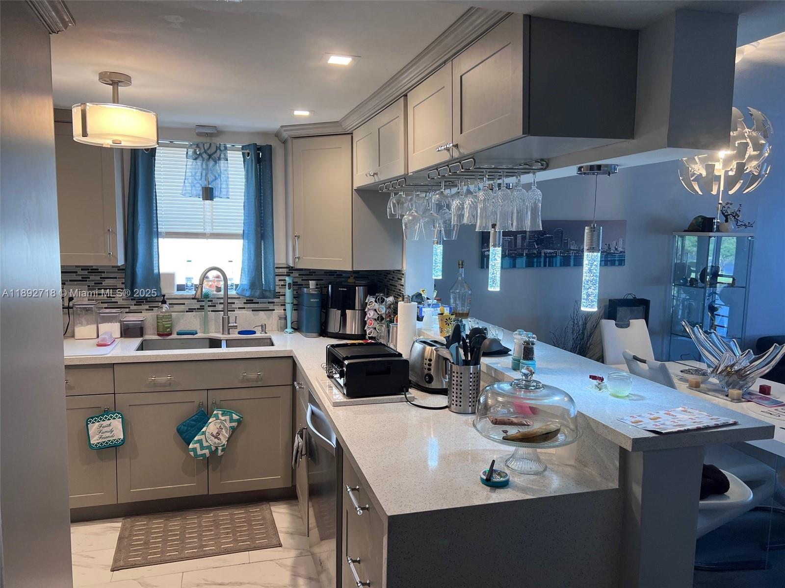 CYPRESS BEND I-A CONDO - Residential