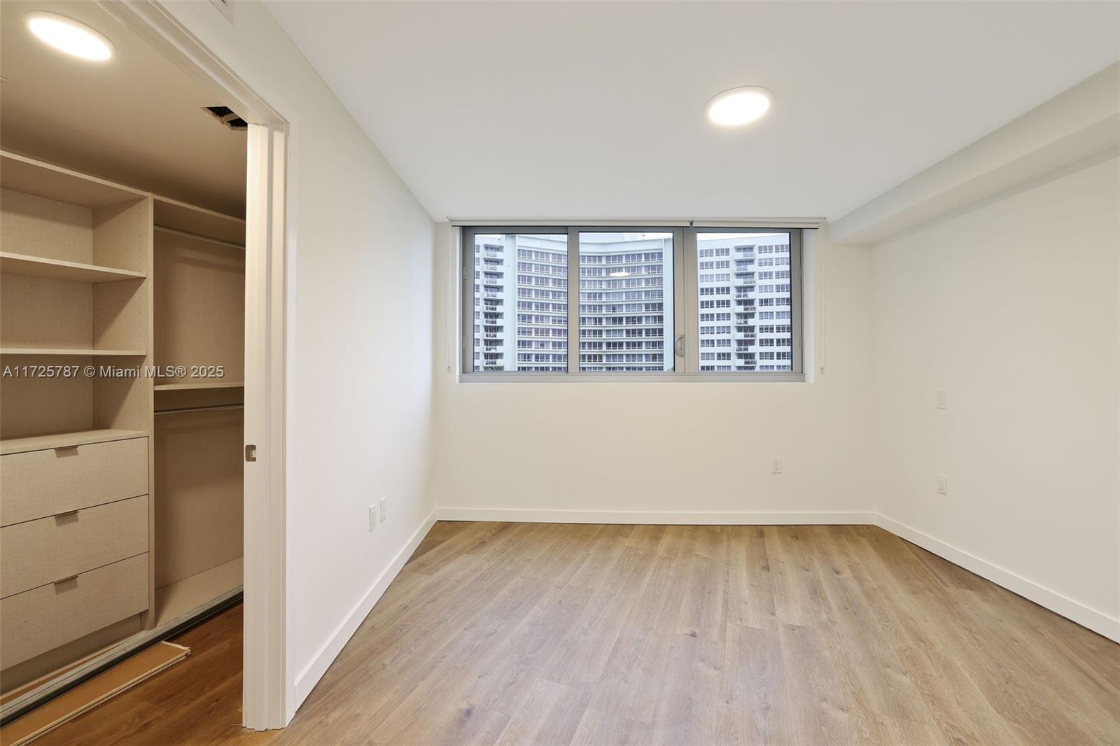 Flamingo Point - Residential Lease
