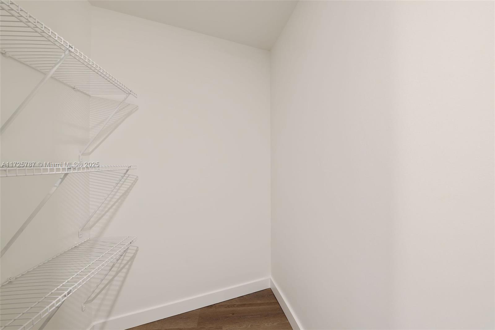 Flamingo Point - Residential Lease